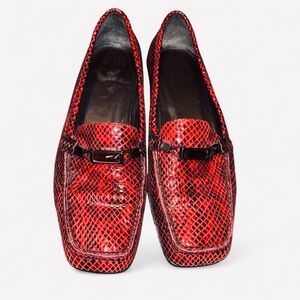 STUART WEITZMAN Red Snakeskin Loafers - 7M